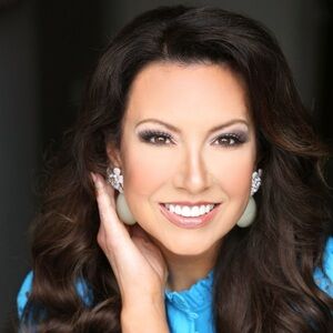 Meet your Posher, Katina